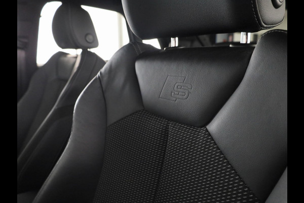 Audi Q3 45 TFSI e Business Edition 245 pk S-tronic | Navigatie | Parkeersensoren | LED koplampen | Stoelverwarming | S-Line interieur |