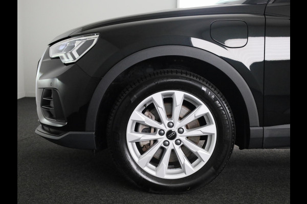 Audi Q3 45 TFSI e Business Edition 245 pk S-tronic | Navigatie | Parkeersensoren | LED koplampen | Stoelverwarming | S-Line interieur |