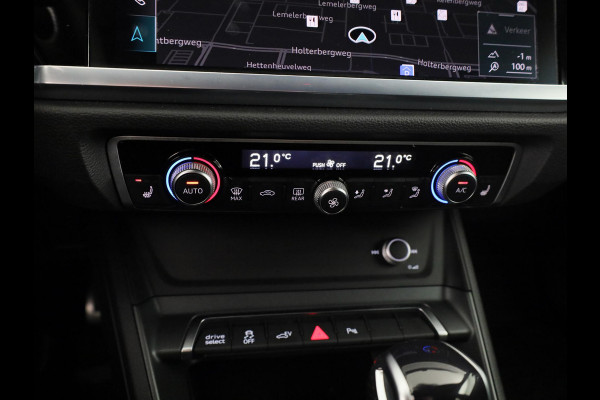 Audi Q3 45 TFSI e Business Edition 245 pk S-tronic | Navigatie | Parkeersensoren | LED koplampen | Stoelverwarming | S-Line interieur |