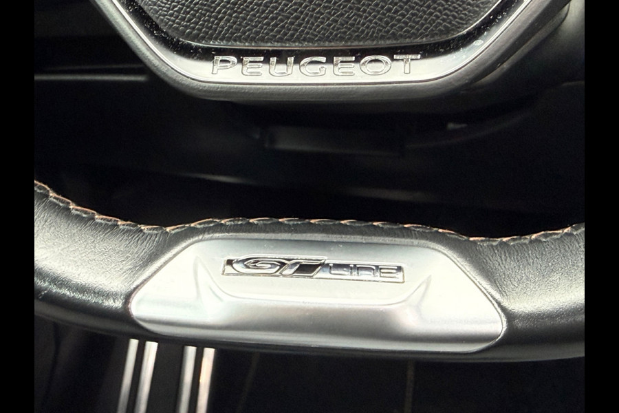Peugeot 5008 1.6 e-THP GT-Line Pano / Navi / Dealer Onderhouden / Camera /
