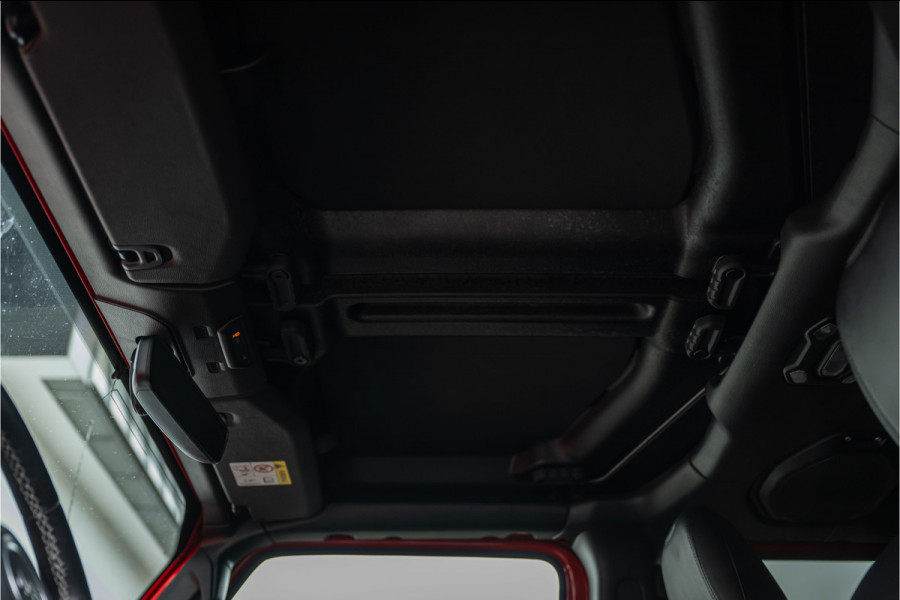 Jeep Wrangler Unlimited 2.0T - Method velgen 20" - Liftkit - Dakrek - stalen V&A bumper