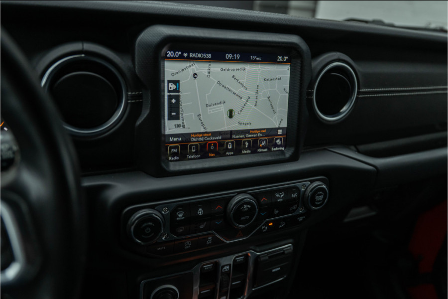 Jeep Wrangler Unlimited 2.0T - Method velgen 20" - Liftkit - Dakrek - stalen V&A bumper