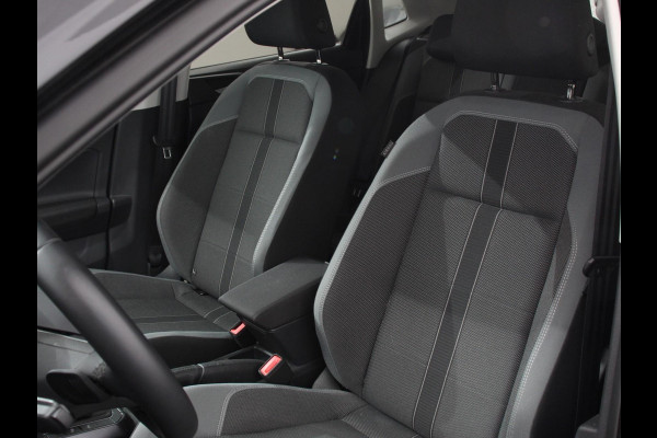 Volkswagen Polo 1.0 TSI 110pk DSG Style | Navigatie | Apple Carplay/ Android Auto | Parkeersensoren | Adaptive Cruise Control | Stoelverwarming | Ledverlichting | Climate Control
