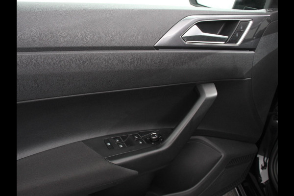 Volkswagen Polo 1.0 TSI 110pk DSG Style | Navigatie | Apple Carplay/ Android Auto | Parkeersensoren | Adaptive Cruise Control | Stoelverwarming | Ledverlichting | Climate Control