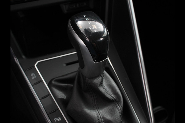 Volkswagen Polo 1.0 TSI 110pk DSG Style | Navigatie | Apple Carplay/ Android Auto | Parkeersensoren | Adaptive Cruise Control | Stoelverwarming | Ledverlichting | Climate Control