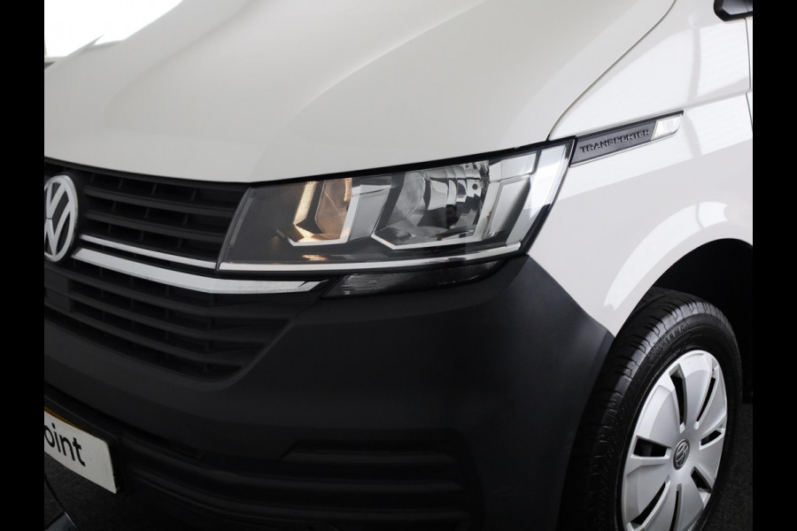 Volkswagen Transporter 2.0 TDI L2H1 28 Economy Business 110 PK | Navigatie via app | parkeersensoren | Cruise control |