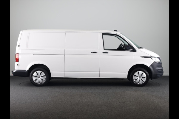 Volkswagen Transporter 2.0 TDI L2H1 28 Economy Business 110 PK | Navigatie via app | parkeersensoren | Cruise control |