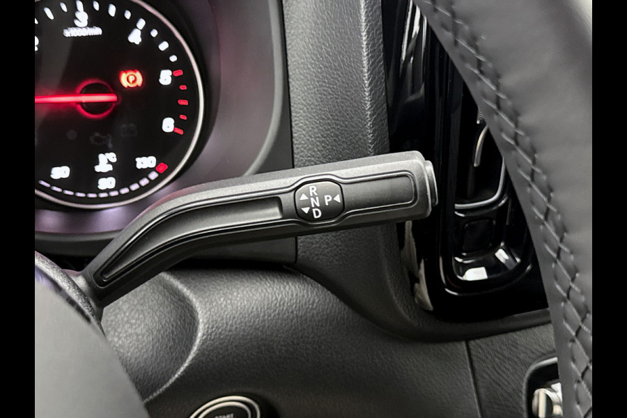 Mercedes-Benz Vito 119 CDI L3 DC *Edition* Leder Dubbele cabine bpm vrij Treeplanken Multibeam LED Trekhaak Achteruitrijcamera Betimmering