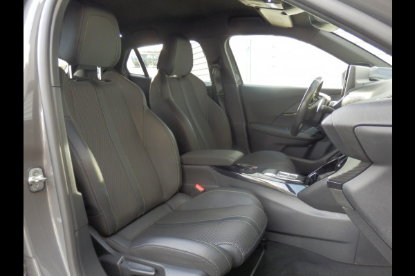 Peugeot 2008 1.2 130PK Automaat | GT-line | 360 camera | Full options |