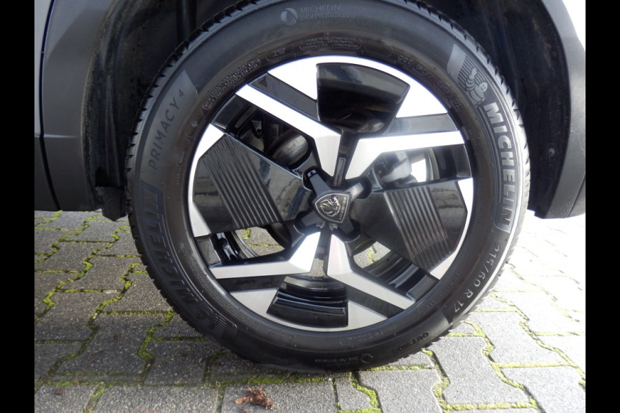 Peugeot 2008 1.2 130PK Automaat | GT-line | 360 camera | Full options |