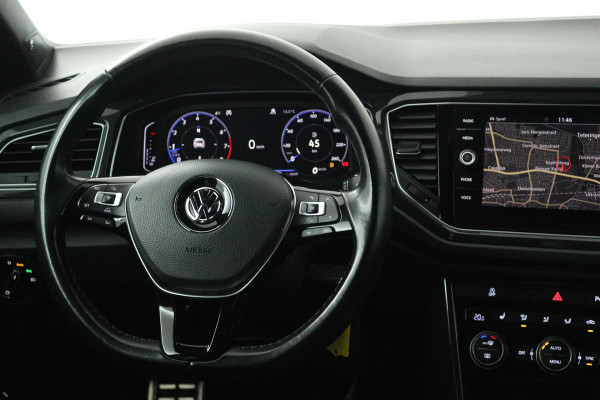 Volkswagen T-Roc 2.0 TSI 4Motion Sport (PANORAMADAK, TREKHAAK, STOELVERWARMING, ACHTERUITRIJCAMERA, DIGITALE COCKPIT)