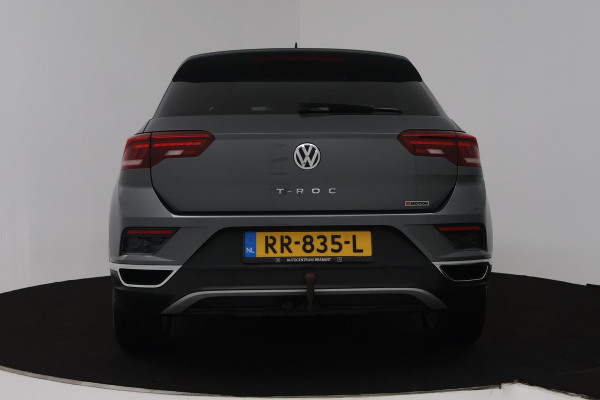 Volkswagen T-Roc 2.0 TSI 4Motion Sport (PANORAMADAK, TREKHAAK, STOELVERWARMING, ACHTERUITRIJCAMERA, DIGITALE COCKPIT)