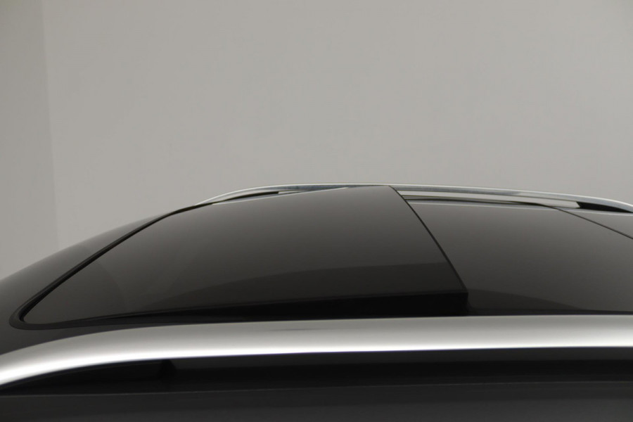 Volkswagen T-Roc 2.0 TSI 4Motion Sport (PANORAMADAK, TREKHAAK, STOELVERWARMING, ACHTERUITRIJCAMERA, DIGITALE COCKPIT)