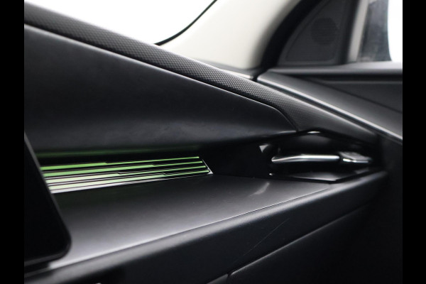 Kia e-Niro DYNAMICPLUSLINE 64.8 kWh + LEDER | STOEL/STUURWIELVERW. | CARPLAY | ADAPTIVE CRUISE