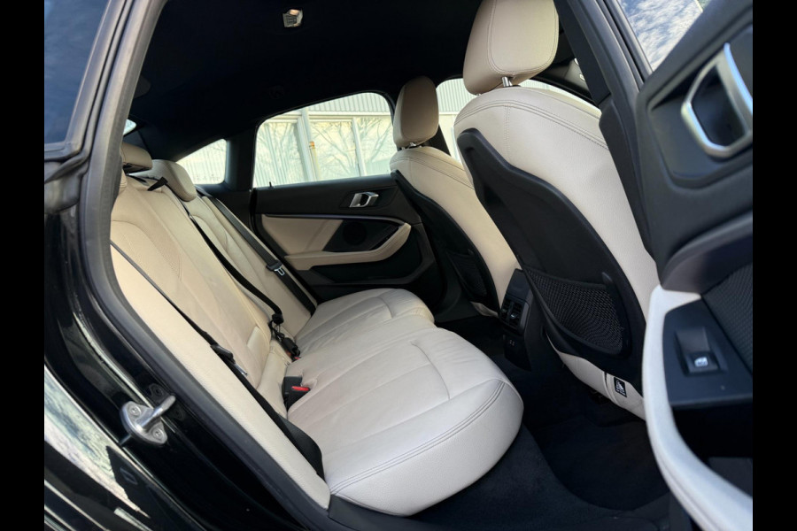 BMW 2 Serie Gran Coupé 218i 2020 M-SPORT PAKKET HIGH-EXE LEDER CARPLAY KEY GO