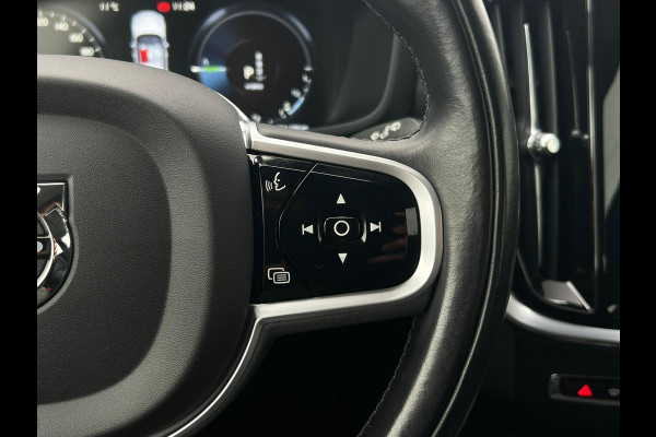 Volvo V60 2.0 T6 Recharge AWD Business Pro NL-AUTO | LEDER | CAMERA | STUURWIEL VERW | STOELVERW |