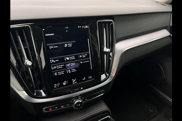 Volvo V60 2.0 T6 Recharge AWD Business Pro NL-AUTO | LEDER | CAMERA | STUURWIEL VERW | STOELVERW |