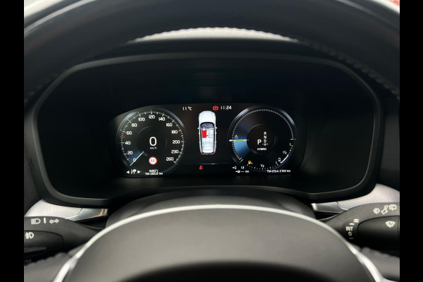 Volvo V60 2.0 T6 Recharge AWD Business Pro NL-AUTO | LEDER | CAMERA | STUURWIEL VERW | STOELVERW |