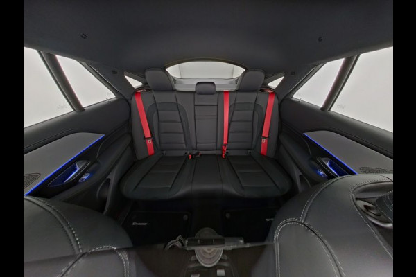 Mercedes-Benz GLE Coupé Mercedes-AMG 53 Hybrid 4MATIC+ Premium Plus Trekhaak | Panorama Schuif-Kanteldak | AMG Night Pakket | Distronic | Parkeerpakket met 360°-camera | Lederen Bekleding. Inclusief 24 maanden MB Certified garantie voor Europa.