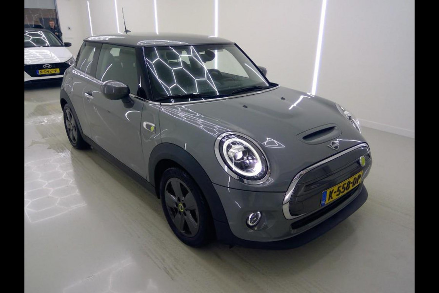 MINI Mini Electric Basic 33 kWh Navigatie Cruise Control Full Led Virtual Cockpit Lichtmetalen velgen Airco