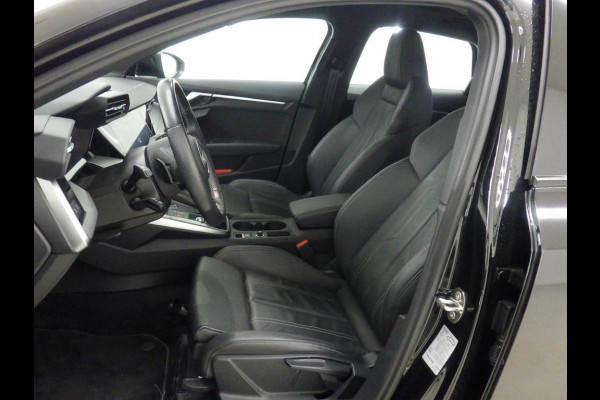 Audi A3 Sportback 30 TFSI S edition Navigatie Apple Carplay / Android Auto Adaptive Cruise Control Parkeersensoren Full Led Virtual Cockpit Climate Control