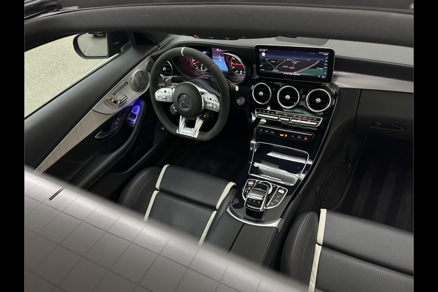 Mercedes-Benz C-Klasse Coupé 63 S AMG | Keramisch | Schaalstoelen | AMG Driver's Package | Aero-Pakket | Panorama | Burmester | Multi-Beam LED | Memory | ACC | Rij-Assistentie Pakket | Keyless-Go | Sfeerverlichting | Carplay |