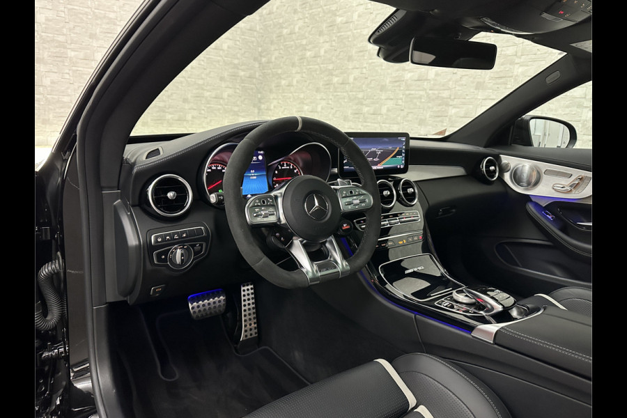 Mercedes-Benz C-Klasse Coupé 63 S AMG | Keramisch | Schaalstoelen | AMG Driver's Package | Aero-Pakket | Panorama | Burmester | Multi-Beam LED | Memory | ACC | Rij-Assistentie Pakket | Keyless-Go | Sfeerverlichting | Carplay |