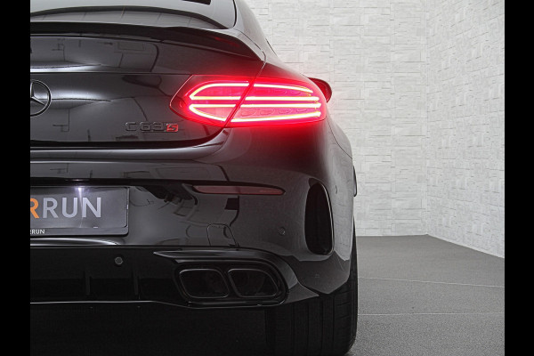 Mercedes-Benz C-Klasse Coupé 63 S AMG | Keramisch | Schaalstoelen | AMG Driver's Package | Aero-Pakket | Panorama | Burmester | Multi-Beam LED | Memory | ACC | Rij-Assistentie Pakket | Keyless-Go | Sfeerverlichting | Carplay |