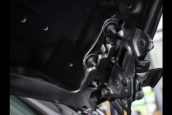 Mercedes-Benz C-Klasse Coupé 63 S AMG | Keramisch | Schaalstoelen | AMG Driver's Package | Aero-Pakket | Panorama | Burmester | Multi-Beam LED | Memory | ACC | Rij-Assistentie Pakket | Keyless-Go | Sfeerverlichting | Carplay |