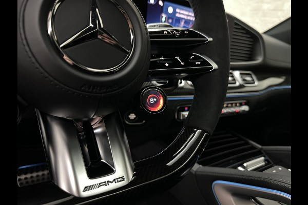 Mercedes-Benz GLE Coupé AMG 53 Hybrid | Carbon | Leder-Exclusief | Massage | Soft-Close | Stoelventilatie | 360 Camera | Panorama | ACC | Treeplanken Verlicht | Stoelverwarming V+A | Head-Up | Burmester | Trekhaak | Luchtvering | AMG Drive-Unit | Alcantara-Carbon Stuur | 4-Zone Clima | Rode Gordels | Berker Clima | 22 inch | Stuurwielverwarming |