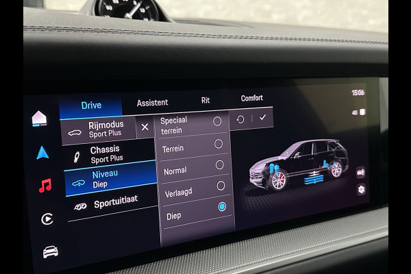 Porsche Cayenne 3.0 E-Hybrid | 360 Camera | ACC | Sport-Design | Panorama | Soft-Close | Nachtzicht | Stoelventilatie | BOSE | Sport-Chrono | Luchtvering | Trekhaak | Stoelverwarming V+A  | Sport-Uitlaat | Matrix-LED | 22'' | Keyless-Entry | Stuurverwarming | Comfortstoelen | Memory | Carplay |