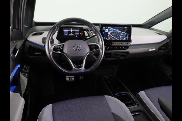 Volkswagen ID.3 First Plus 58 kWh 204 pk | Navigatie | Trekhaak (afneembaar) | Parkeersensoren | Achteruitrijcamera | Matrix LED koplampen | Stoelverwarming |
