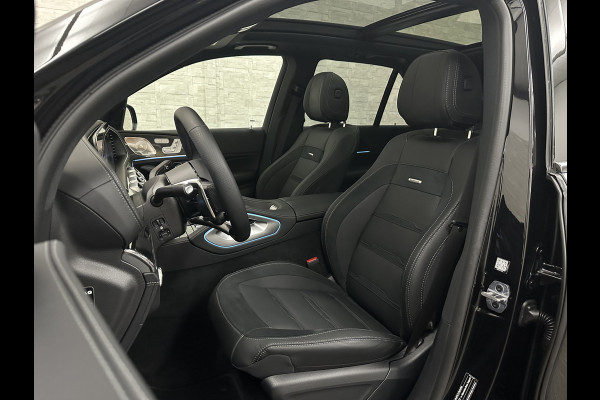 Mercedes-Benz GLE AMG 53 Hybrid 4MATIC+ | Nieuw! | Panorama | Massage | Soft-Close | ACC | 360 Camera | Stoelventilatie | Head-Up | Burmester | Trekhaak | Carbon | Stoelverwarming V+A | 4-Zone Clima | AMG Drive-Unit | ISO & Warmtewerend Glas | 22 Inch | Keyless-Go | Night-Pakket | Memory | Luchtvering | Parfumering | Carplay | Stuurverwarming | Rij assistent pakket + | Bekerhouder Clima | Draadloos Laden |