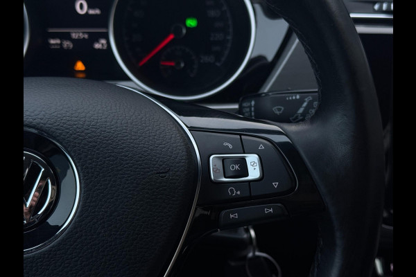 Volkswagen Touran 1.4 TSI Highline Aut.|7P Navi Clima Acc Stoelverw. Apple Carplay & Android Auto 1e Eigenaar DealerOH