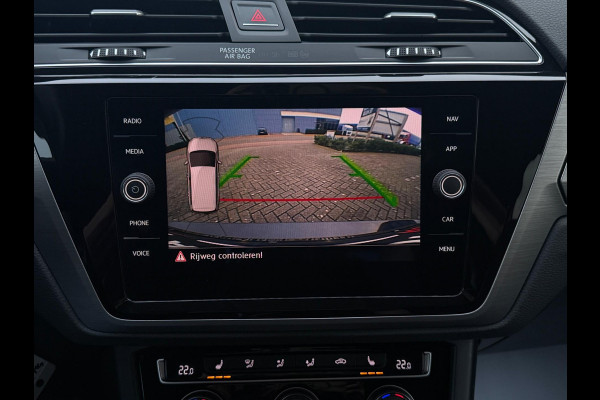 Volkswagen Touran 1.4 TSI Highline Aut.|7P Navi Clima Acc Stoelverw. Apple Carplay & Android Auto 1e Eigenaar DealerOH