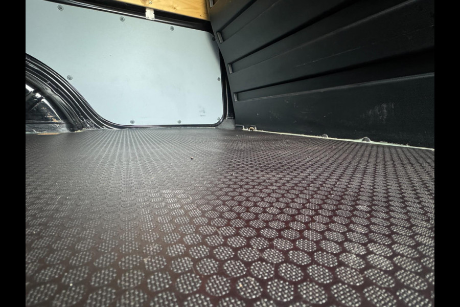 Volkswagen Caddy 2.0 TDI L1H1 BMT Exclusive Edition LED / ACC / WINTERPACK / PDC / VLOER / LAT-OM-LAT / RIEM RECENT VERV. / VOL OP