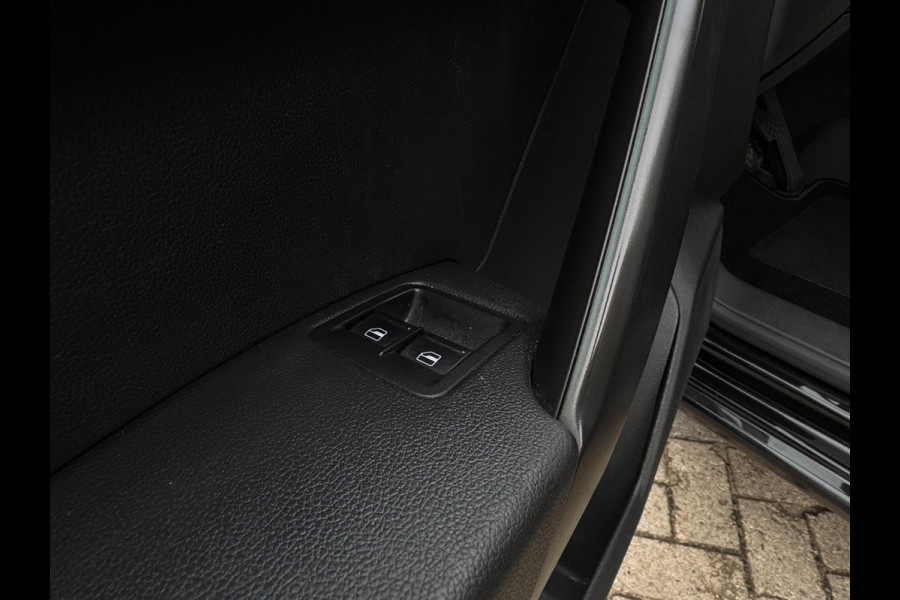 Volkswagen Caddy 2.0 TDI L1H1 BMT Exclusive Edition LED / ACC / WINTERPACK / PDC / VLOER / LAT-OM-LAT / RIEM RECENT VERV. / VOL OP