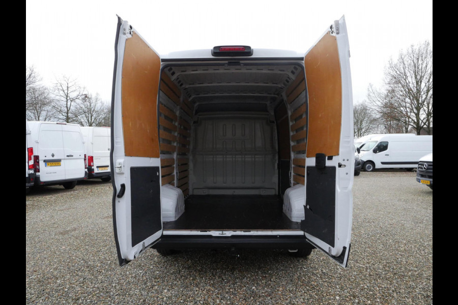 Fiat Ducato 2.3 MultiJet 140PK, L2H2, Airco