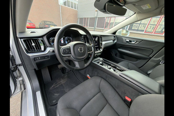 Volvo V60 2.0 B3 Momentum Business | Mild Hybrid | A-Camera | Park Assist | Pilot Assist | Navigatie | Lm-Velgen