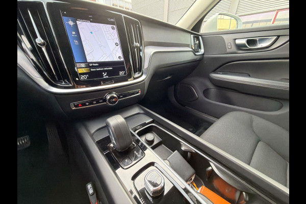 Volvo V60 2.0 B3 Momentum Business | Mild Hybrid | A-Camera | Park Assist | Pilot Assist | Navigatie | Lm-Velgen