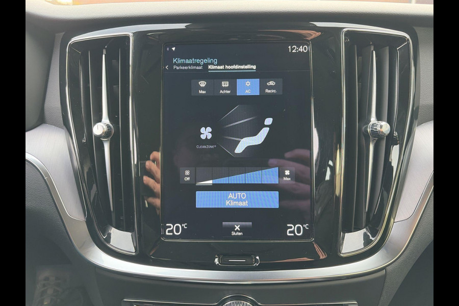 Volvo V60 2.0 B3 Momentum Business | Mild Hybrid | A-Camera | Park Assist | Pilot Assist | Navigatie | Lm-Velgen