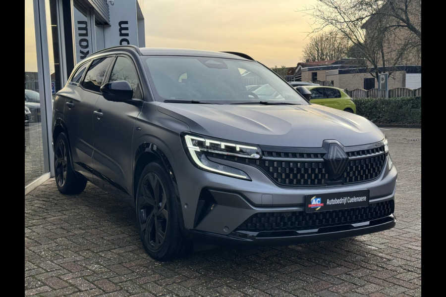Renault Espace E-Tech full hybrid 200 esprit Alpine 7pers. Pano / 360 Cam / Mat Grijs / 4 Control / Pano / Elektr bed. Aklep
