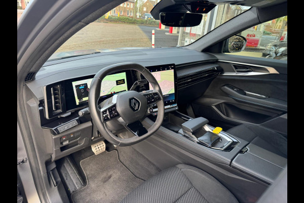 Renault Espace E-Tech full hybrid 200 esprit Alpine 7pers. Pano / 360 Cam / Mat Grijs / 4 Control / Pano / Elektr bed. Aklep