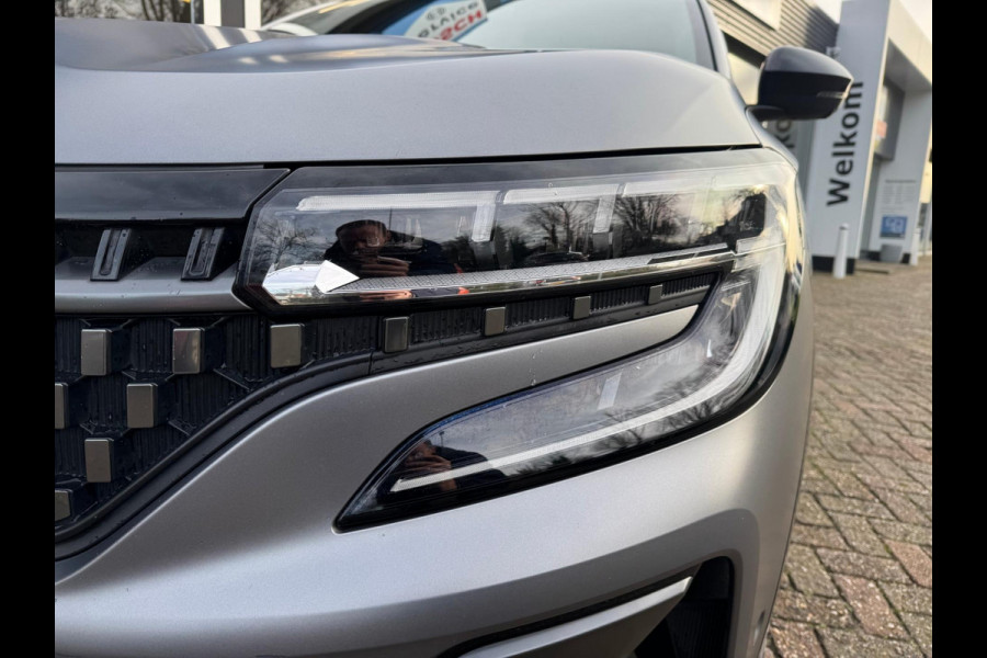 Renault Espace E-Tech full hybrid 200 esprit Alpine 7pers. Pano / 360 Cam / Mat Grijs / 4 Control / Pano / Elektr bed. Aklep