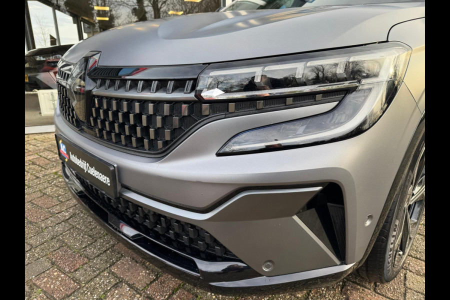 Renault Espace E-Tech full hybrid 200 esprit Alpine 7pers. Pano / 360 Cam / Mat Grijs / 4 Control / Pano / Elektr bed. Aklep