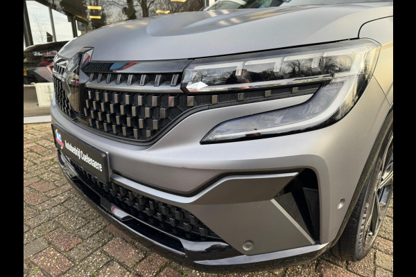 Renault Espace E-Tech full hybrid 200 esprit Alpine 7pers. Pano / 360 Cam / Mat Grijs / 4 Control / Pano / Elektr bed. Aklep