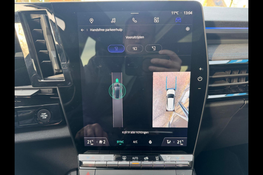 Renault Espace E-Tech full hybrid 200 esprit Alpine 7pers. Pano / 360 Cam / Mat Grijs / 4 Control / Pano / Elektr bed. Aklep