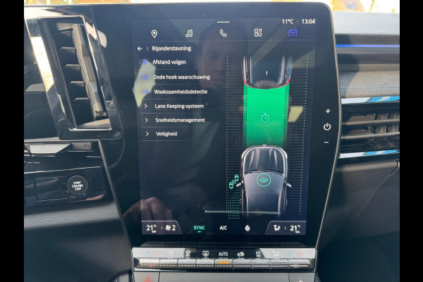 Renault Espace E-Tech full hybrid 200 esprit Alpine 7pers. Pano / 360 Cam / Mat Grijs / 4 Control / Pano / Elektr bed. Aklep