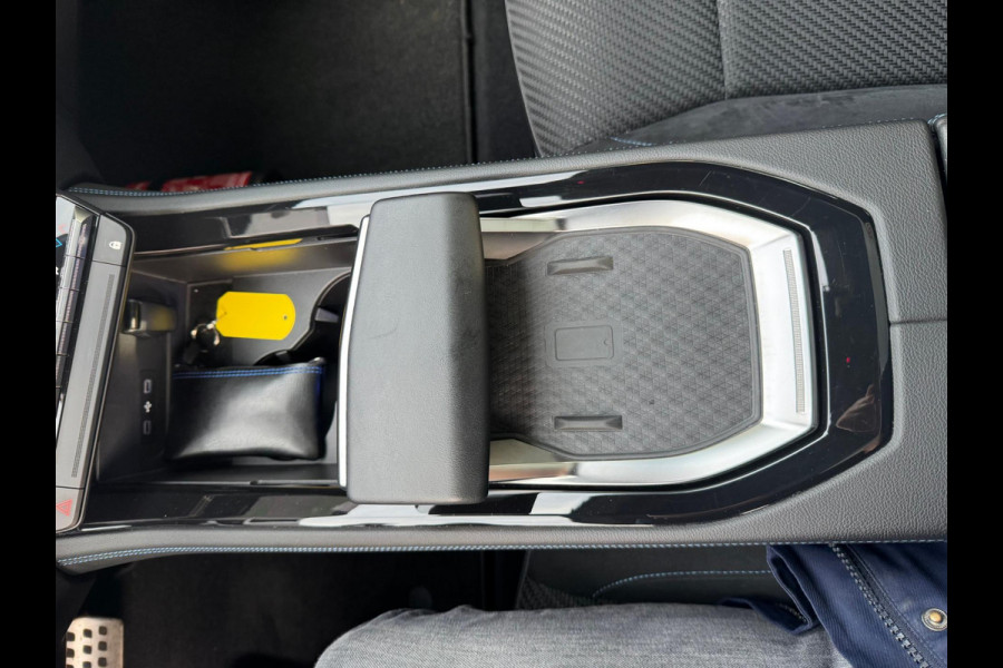 Renault Espace E-Tech full hybrid 200 esprit Alpine 7pers. Pano / 360 Cam / Mat Grijs / 4 Control / Pano / Elektr bed. Aklep