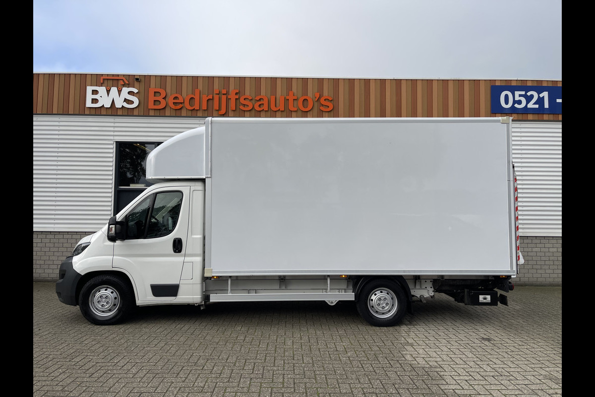 Peugeot Boxer 435 2.0 BlueHDI 164pk Pro bakwagen met Dhollandia laadklep / 440 cm lang / doorladen tot 550 cm mogelijk boven de cabine / euro 6 / airco